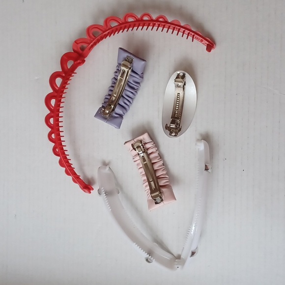 4/$30 Banana Combs & Hair Clips - Set of 5 - Picture 2 of 7